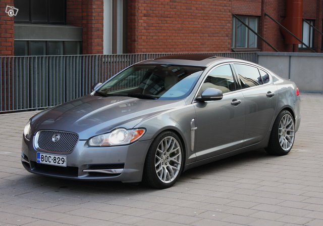 Jaguar XF, kuva 1