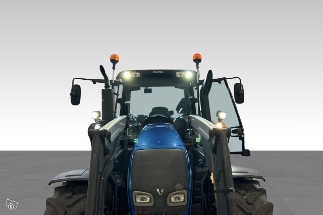 Valtra N142 25