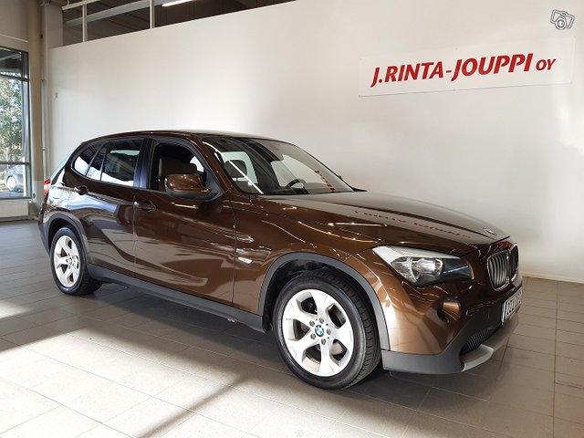 BMW X1, kuva 1