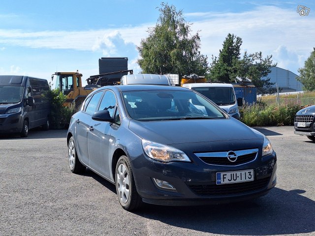 Opel Astra, kuva 1