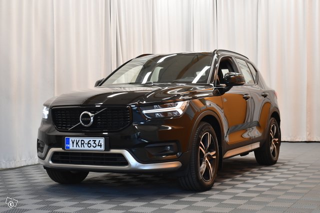 Volvo XC40 4