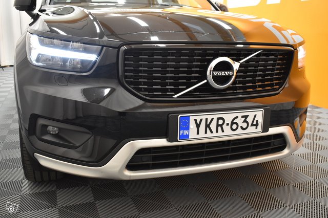 Volvo XC40 10