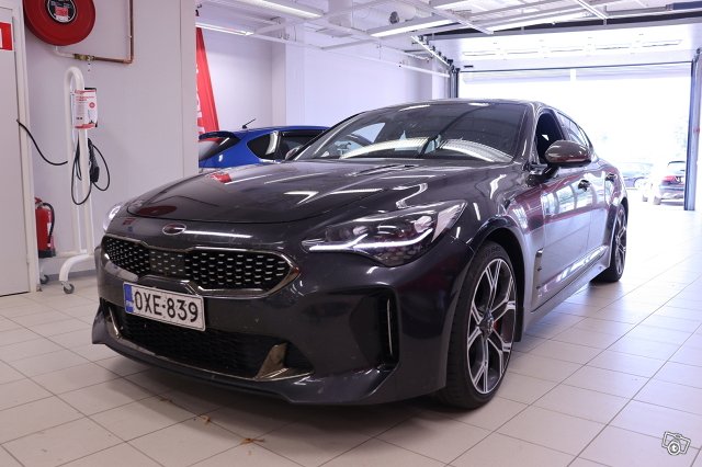 Kia STINGER