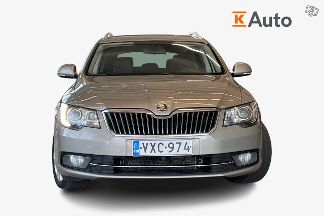 SKODA Superb 4