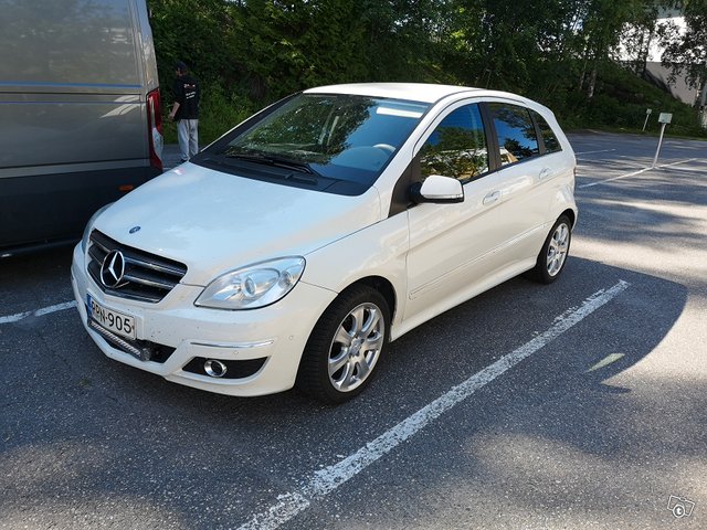 Mercedes-Benz B 180, kuva 1