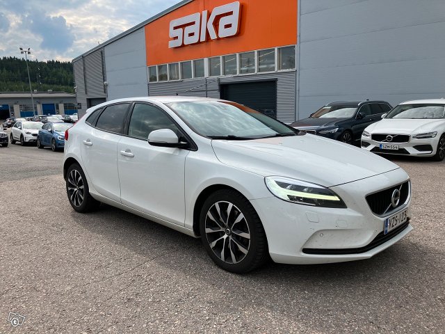 Volvo V40