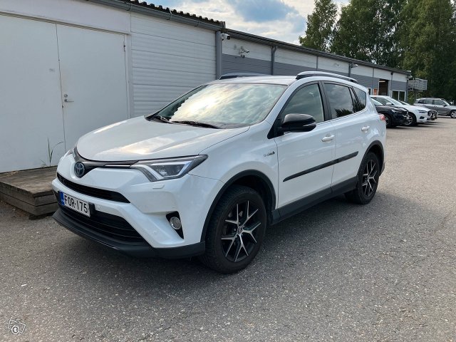 Toyota RAV4, kuva 1