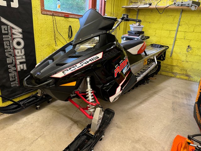 Polaris 800 PRO RMK 163, kuva 1