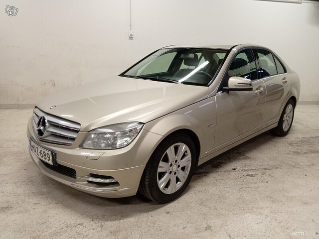 Mercedes-Benz C, kuva 1