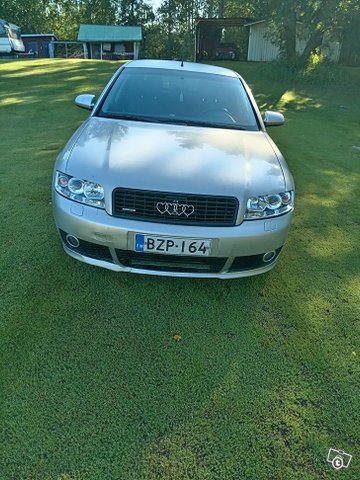 Audi A4, kuva 1