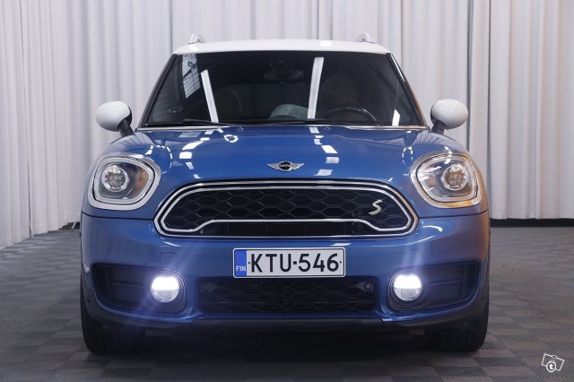 Mini Countryman 2