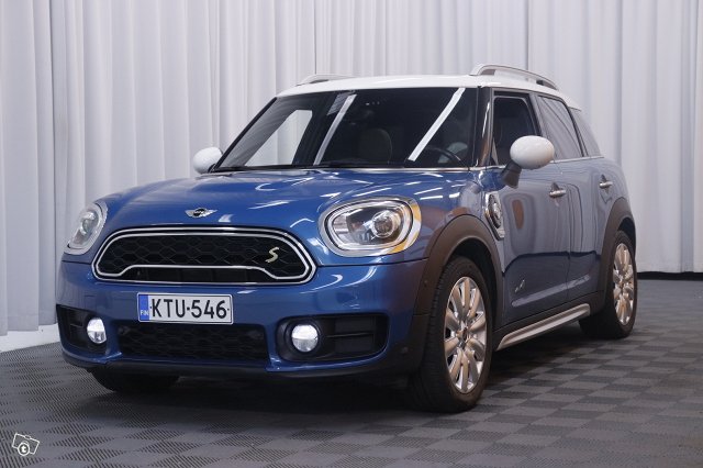 Mini Countryman 4