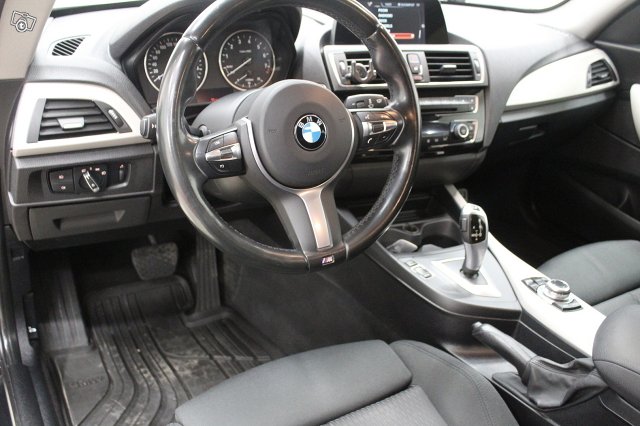 BMW 218 15