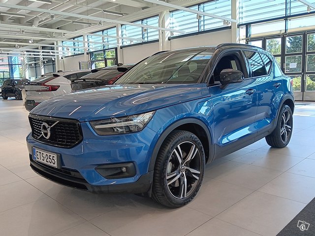 VOLVO XC40, kuva 1