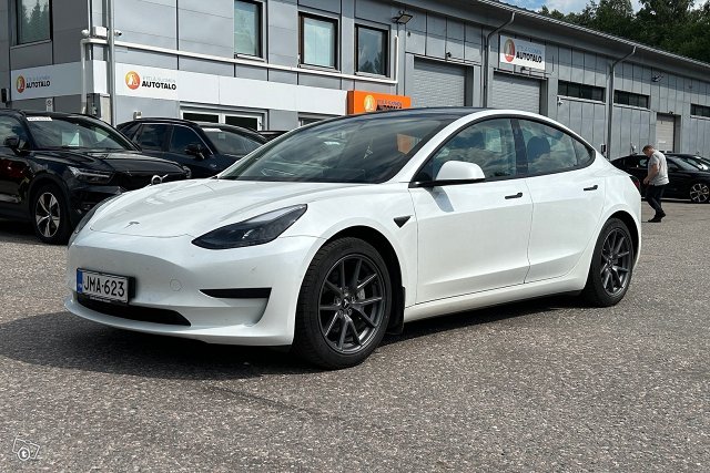 Tesla Model 3, kuva 1