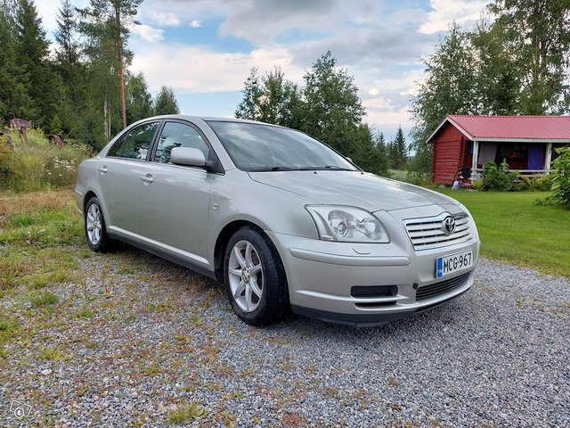 Toyota Avensis, kuva 1