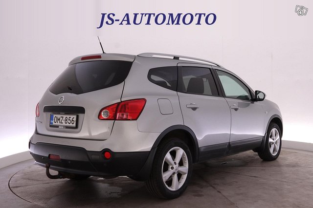 Nissan Qashqai+2 13