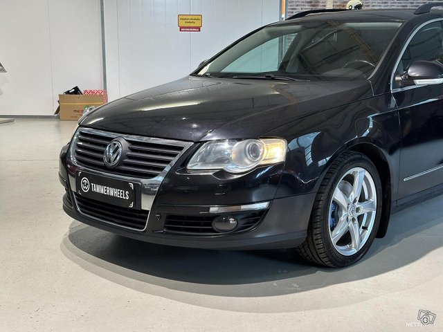 Volkswagen Passat 25