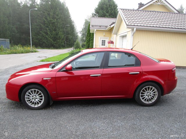 Alfa Romeo 159