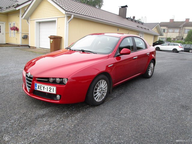 Alfa Romeo 159 2