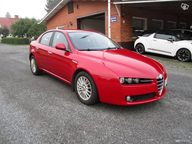 Alfa Romeo 159 4