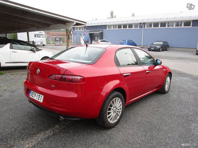 Alfa Romeo 159 6