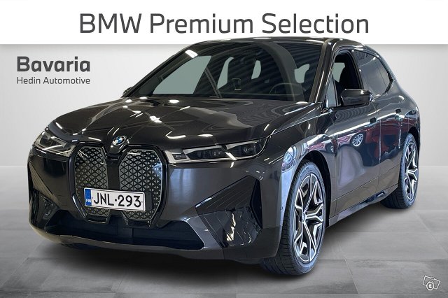 BMW IX, kuva 1