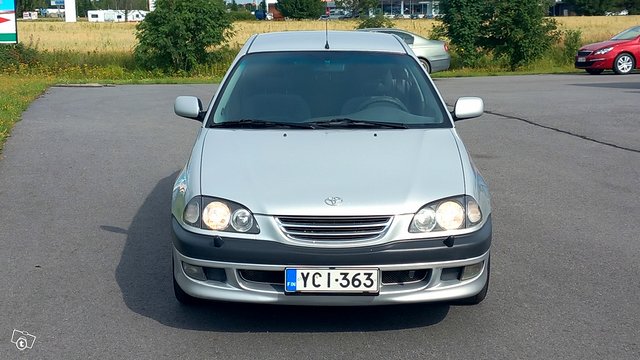 Toyota Avensis 7