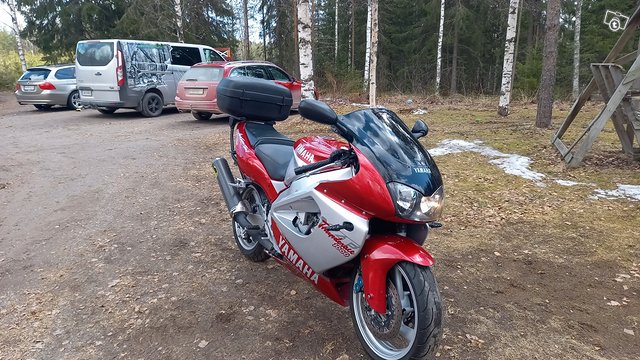 Yamaha YZF1000R Thunderace 5