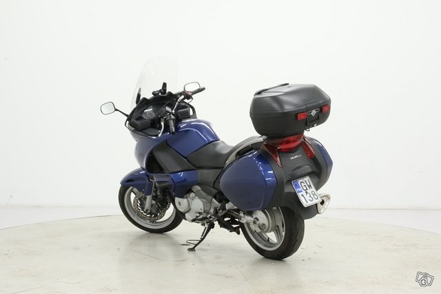 Honda NT700VA 4