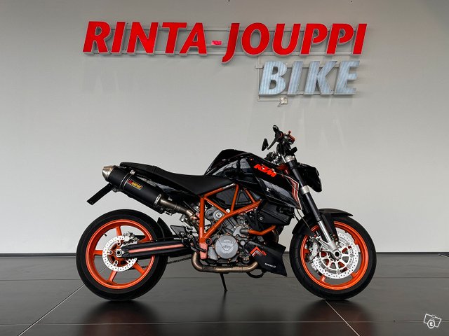 KTM 990, kuva 1