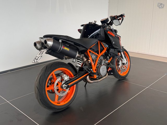 KTM 990 2