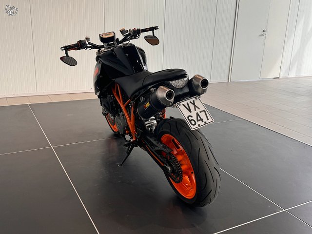 KTM 990 3