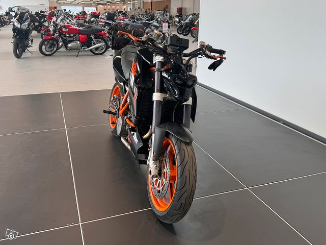 KTM 990 5