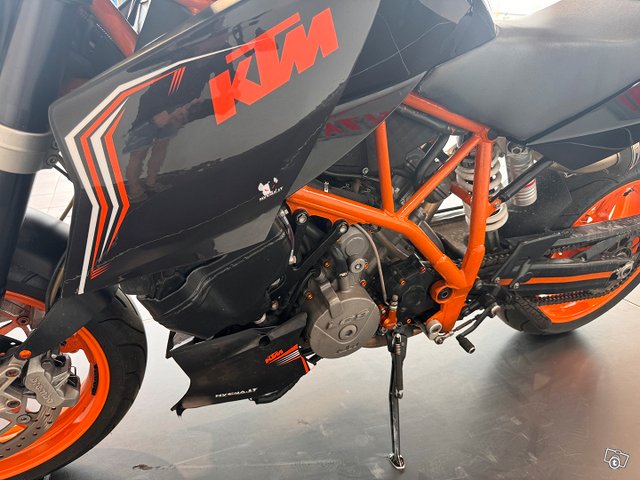 KTM 990 11