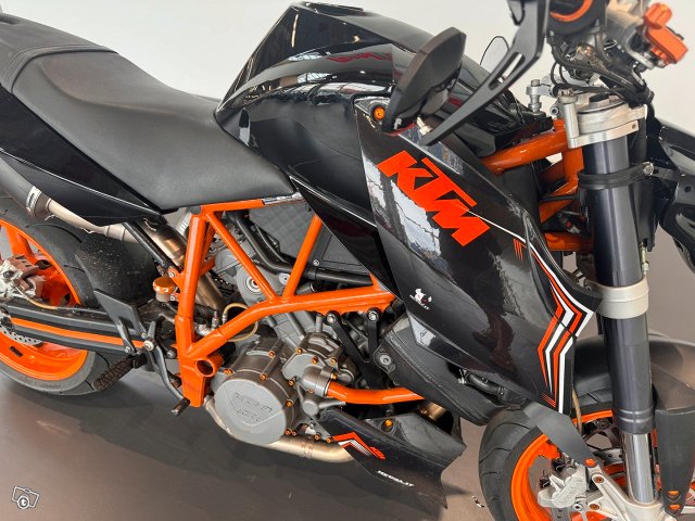 KTM 990 12