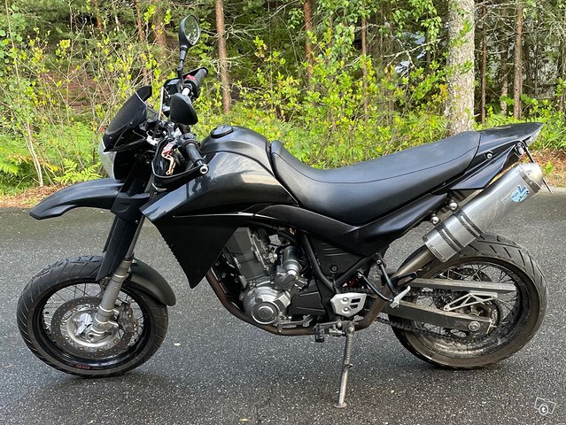 Yamaha XT660X 2