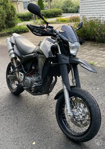 Yamaha XT660X 5