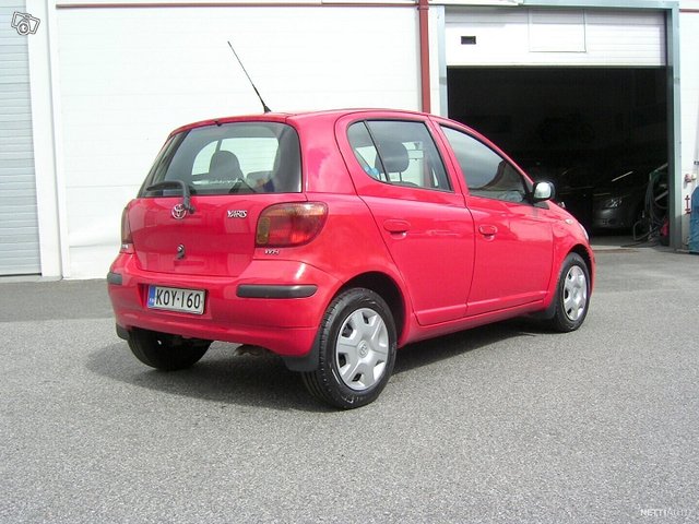 Toyota Yaris 5