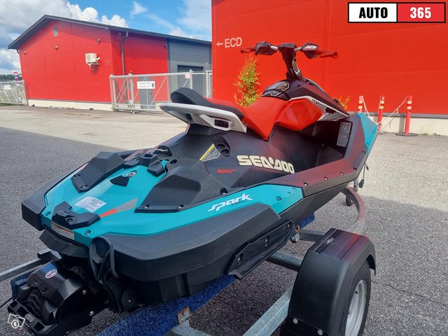 Sea-Doo 6