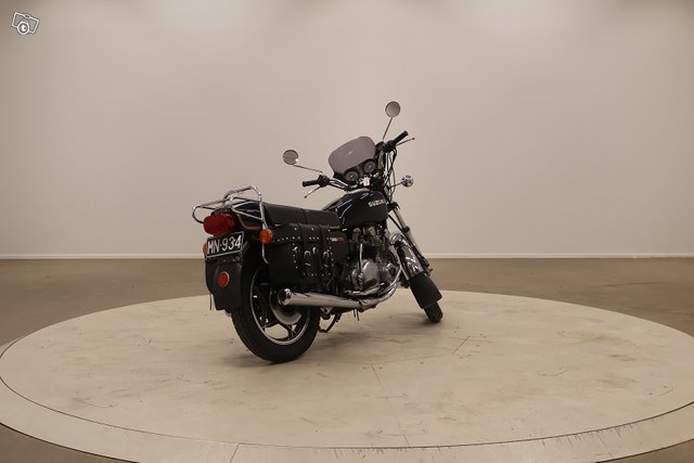 Suzuki GS500 3