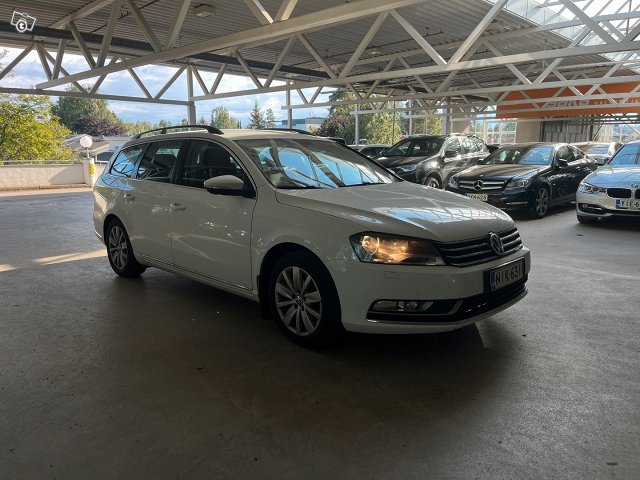 Volkswagen Passat 1