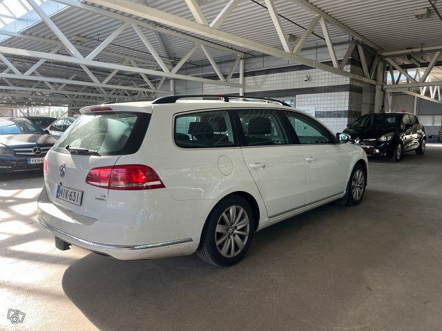 Volkswagen Passat 2