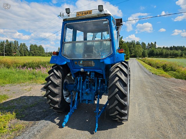 Ford 6610 4x4 etukuormaajalla 21