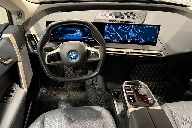 BMW IX 7