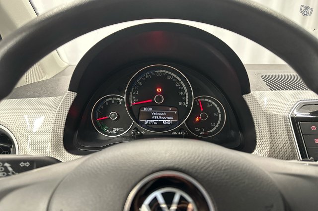 Volkswagen Up 9