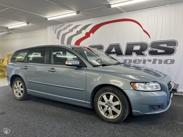 Volvo V50