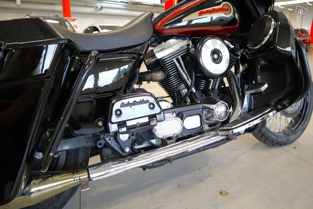 Harley-Davidson FLHT ELECTRA GLIDE 9