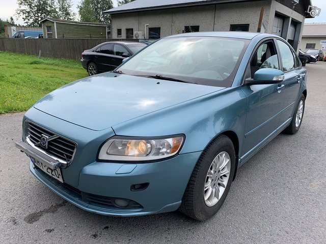 Volvo S40 3