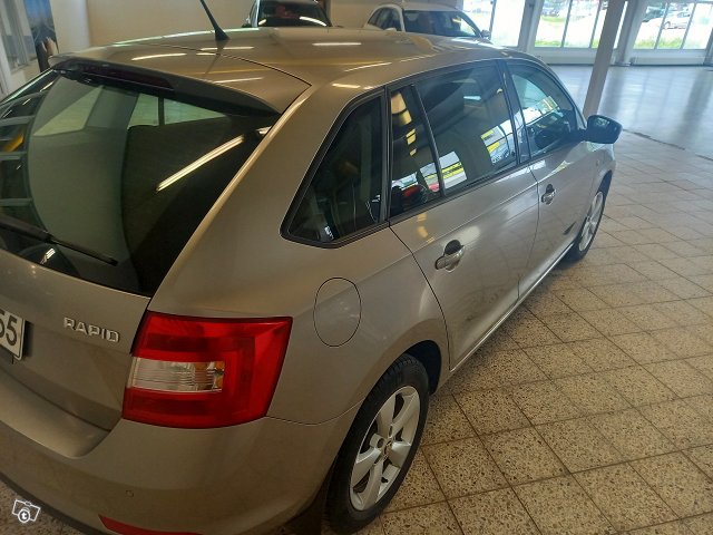 SKODA RAPID 4